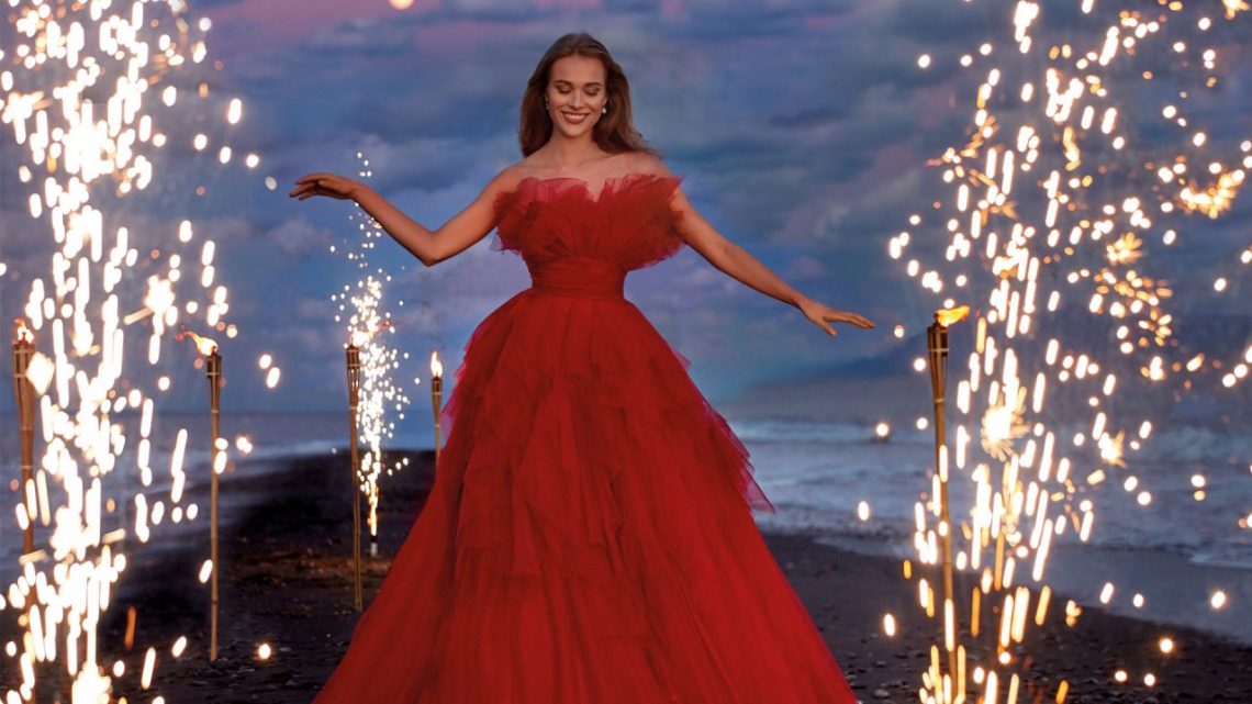 أحدث فساتين السهرة الخاصة بعيد الحب 👠💕👗💄