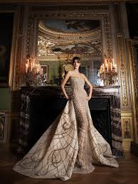 مجموعة “ماجستي” لزياد نقاد لربيع وصيف 2026 للأزياء الراقية.