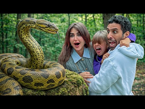 عشنا لحظات مرعبه لقينا ثعبان في طريقنا للغابه !!