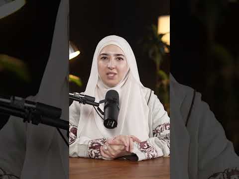 العلاقة الأكثر تأثيرًا في حياة المرأة