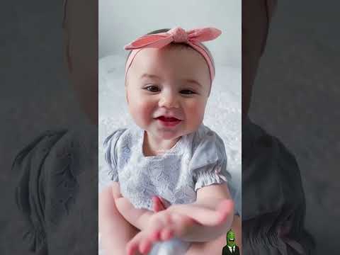 طغلة سورية عمرها شهر ترقص على اغنية مني لاتزعل بقا 😍💃