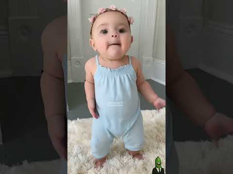 طفلة سوريا بعمر شهر ترقص على اغنية غمزة وغمزتلو 😍😂💃