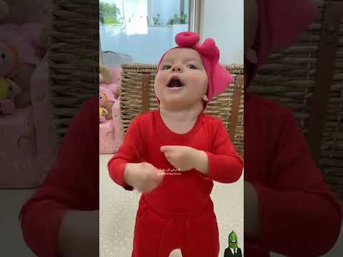 طفلة المانيا ترقص على لااا بدنا نروء 😍💃