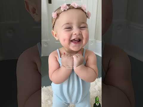 طفلة سوريا جميلة جدا ترقص على اغنية وانا اصلا كمان 😍💃