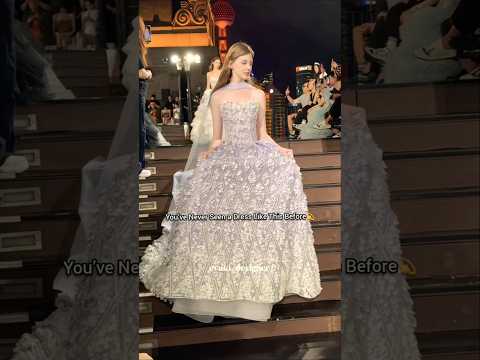 🤌This Dress Stole Everyone’s Heart 💫#fashion #runway #dress #weddingdress #shortvideos #viralvideo
