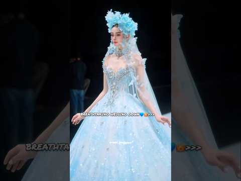 Unique and beautiful wedding dress ✨️👑#fashion  #dress #shortvideos #viralvideo #weddingdress