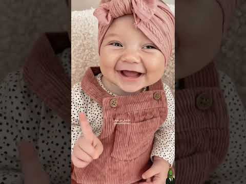 طفلة فلسطينية بعمر شهر ترقص متل الكبار 😨💃